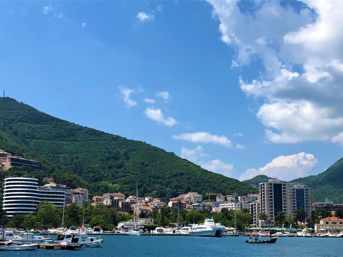 Beachfront Fontana 20 Budva Exterior photo